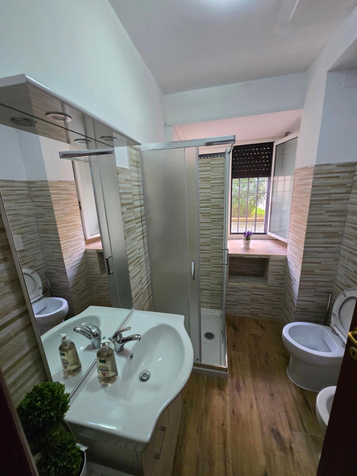 Apartment House *