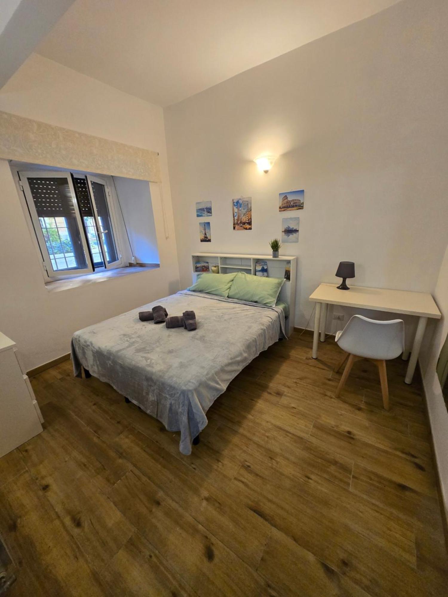 Apartment House Rom